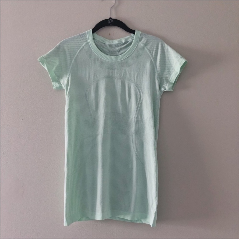 Lululemon Swiftly Tech size 8